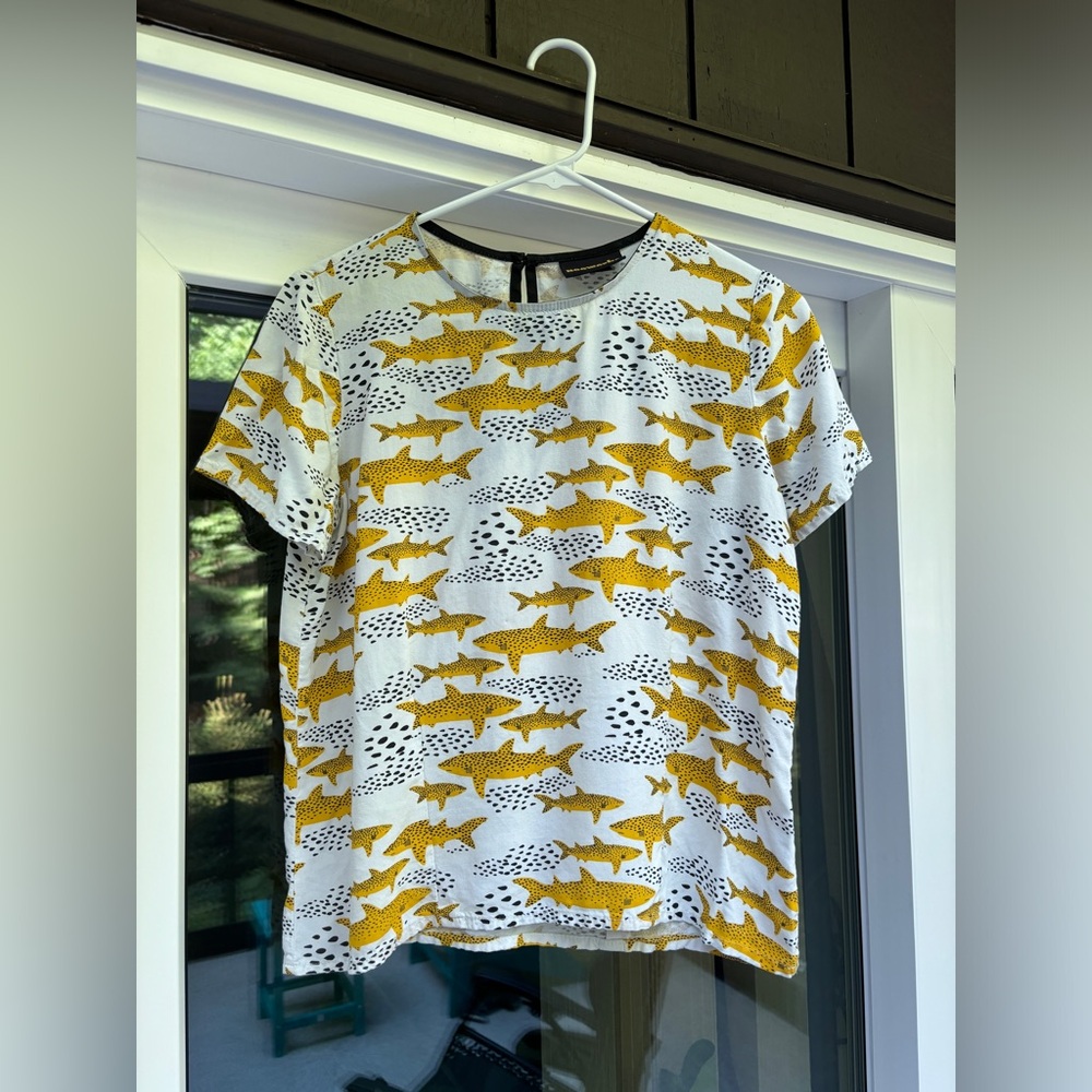Nooworks Sharks Boxy Top
